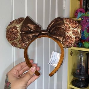 Giraffe Minnie Ears